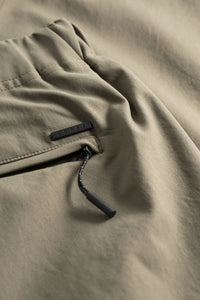 Norse Projects Ezra Solotex Relaxed Twill Trousers in Sediment Green