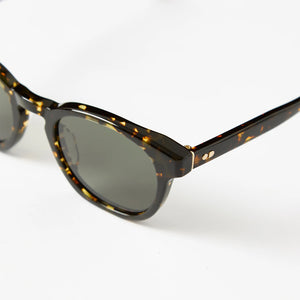 Oscar Deen Morris in Ember/Moss